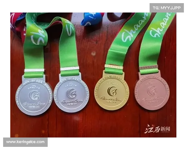 女双10米台江苏组合刘军熙-孟泽瑞获铜牌